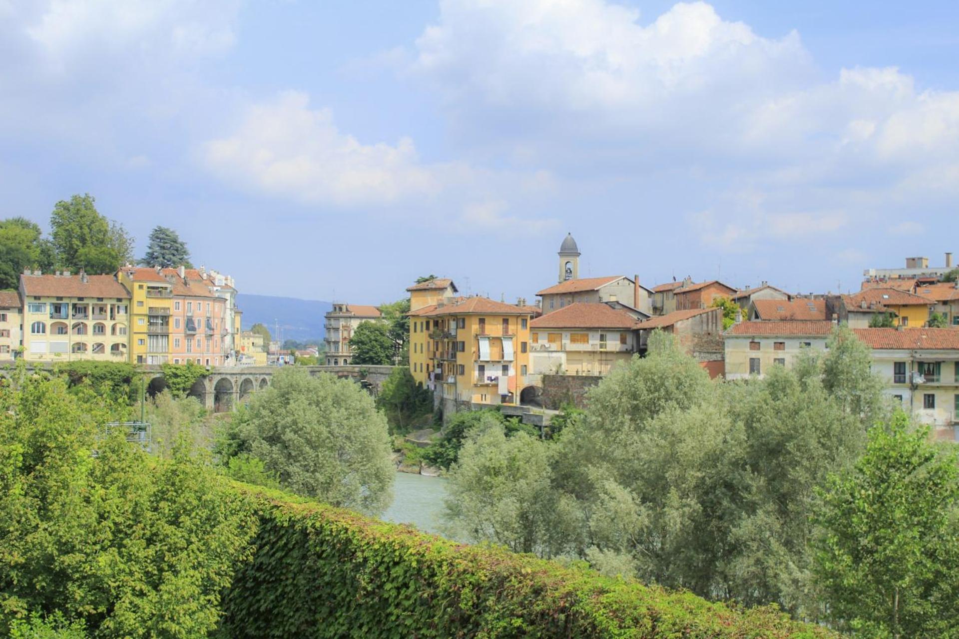 Le Camere Del Cappello Verde Ivrea Exterior foto